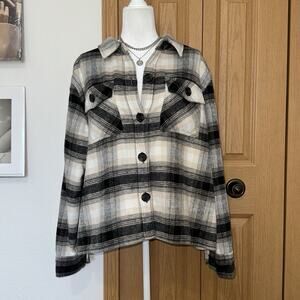 BB Dakota By Steve Madden Flannel Shacket Women's Plus Size XXL Tan Black Button